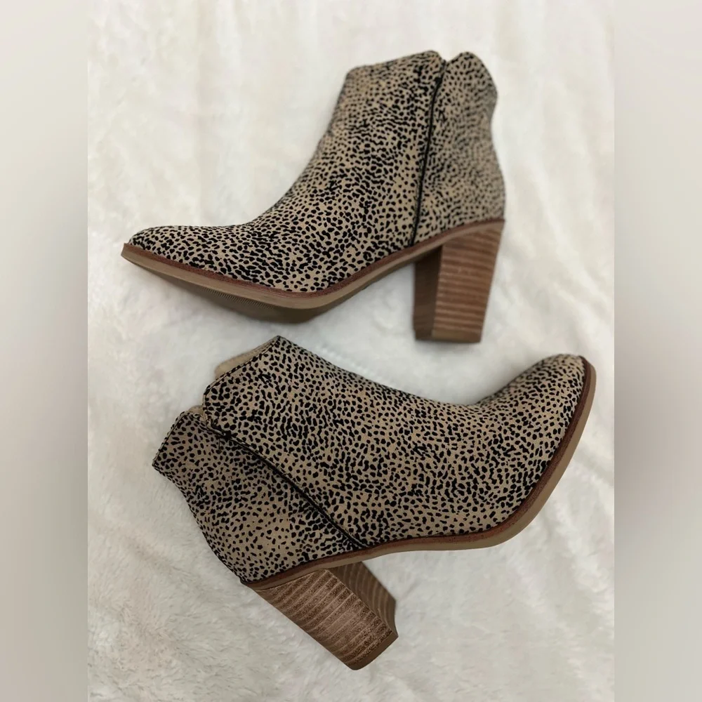 ✨ MIA Tracee Booties - Animal Print - Size 9